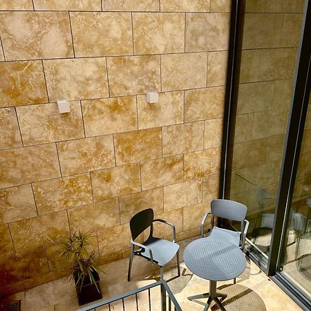 Numru 27 Expertly Restored Small House Of Character Cospicua Exterior photo